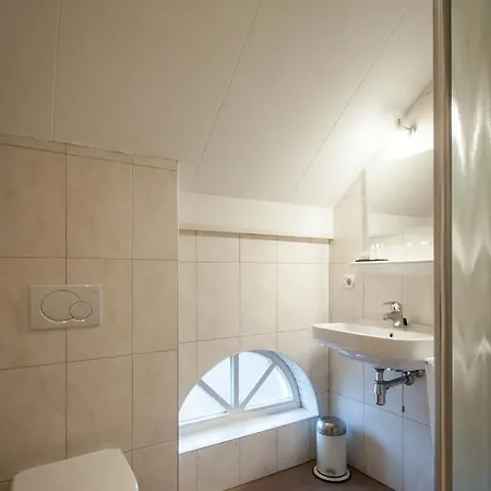 Mert 5 Bed & Breakfast 3*